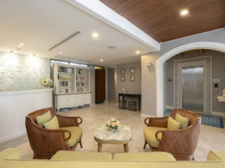 SALIL SUKHUMVIT SOI 8 (SHA)