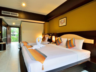 Samui First House Hotel