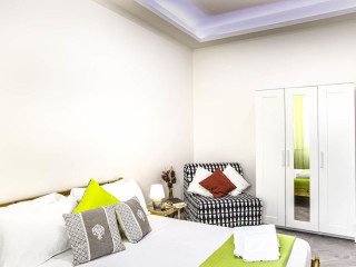 SAN COSMO\'S FLAT NAPLES CENTRE