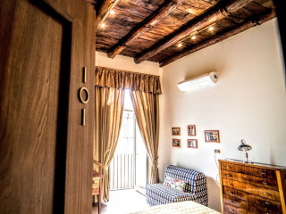 SAN GENNARO BED