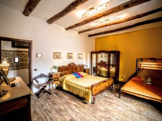 SAN GENNARO BED