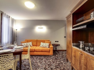 SAN MARCO STYLE APARTMENTS