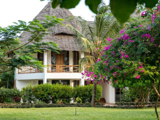 SANDIES BAOBAB BEACH RESORT