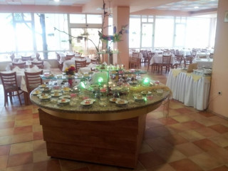 Sandy Beach Hotel