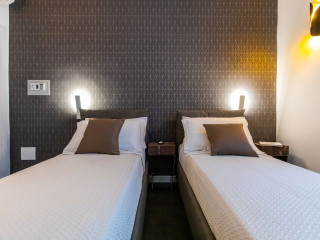 SANTA CHIARA INN