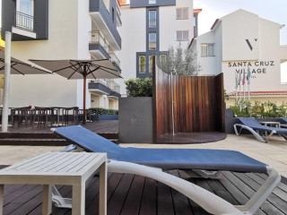 Santa Cruz Village Hotel