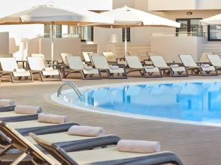 Santa Eulália Suite Hotel & SPA