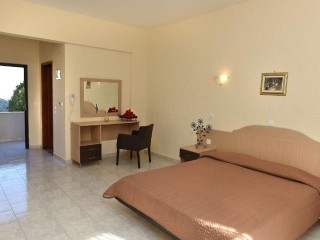 Santa Helena Hotel