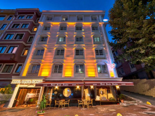 Santa Sophia Hotel