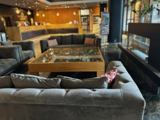 Santa's Hotel Santa Claus