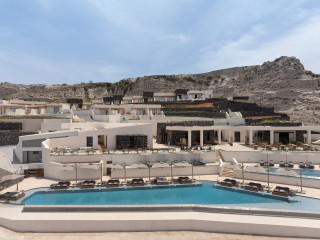 Santo Mine Oia Suites