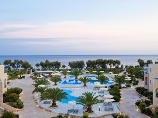 Santo Miramare Beach Resort