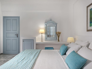 Santorini Kastelli Resort