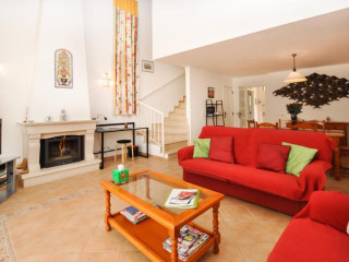 Sao Rafael Townhouse By OCvillas