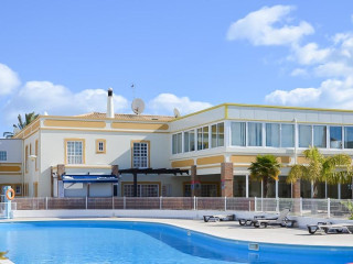 Sao Rafael Townhouse By OCvillas