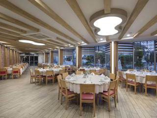 HOTEL MAC PUERTO MARINA