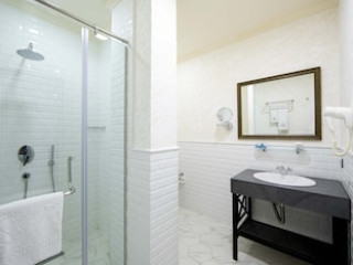 SAPPHIRE BAYIL HOTEL