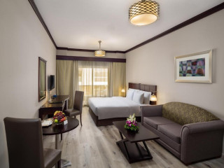 Savoy Crest Hotel Apartments