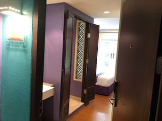 SAWASDEE SUKHUMVIT SOI 8