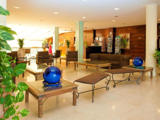 SBH Royal Monica