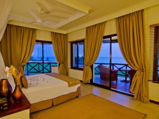 Sea Cliff Resort & Spa