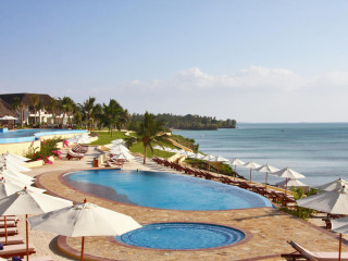 Sea Cliff Resort & Spa