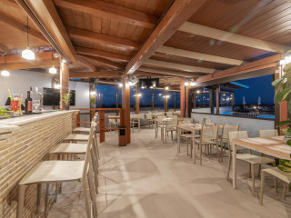 Sea View Village Studios & Apartments