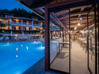 Sea View Village Studios & Apartments