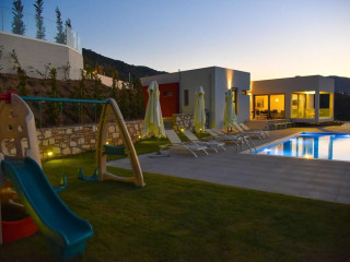 Sea View Villas