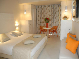 Seabel Rym Beach