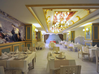 SEADEN COROLLA HOTEL