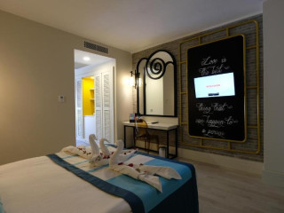 CASA DOMNEASCA RARAU