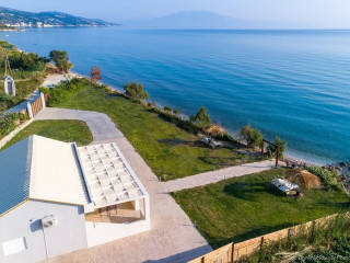 Seashore Stream Suites