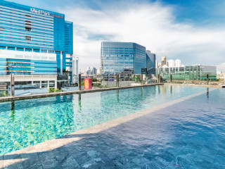 Seekers Finders Rama IV Hotel, SureStay Collection by BW