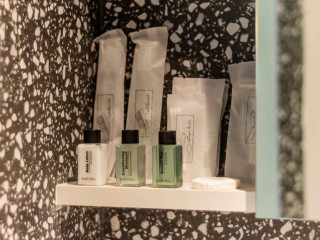 Seekers Finders Rama IV Hotel, SureStay Collection by BW