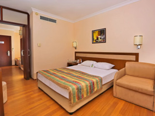 SELECTUM FAMILY COMFORT SIDE