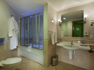 SELECTUM FAMILY RESORT SIDE(EX SILENCE BEACH)