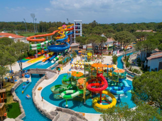 SELECTUM LUXURY RESORT