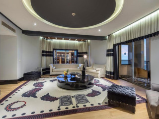 SELECTUM LUXURY RESORT