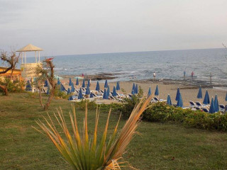 EMRE BEACH HOTEL