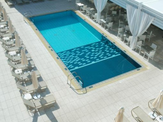 SENATOR HOTEL APARTMENTS