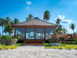 Sensations Eco-Chic Hotel