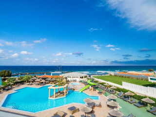 Senseana Sea Side Resort and Aquadventure