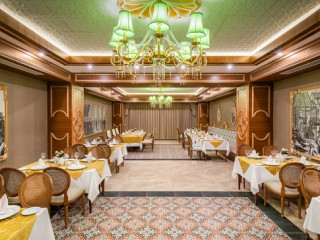 Majestic Hotel