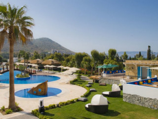 SENTIDO BELLAZURE HOTEL