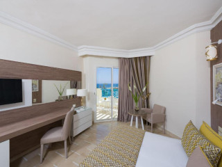 HOTEL CENTRAL