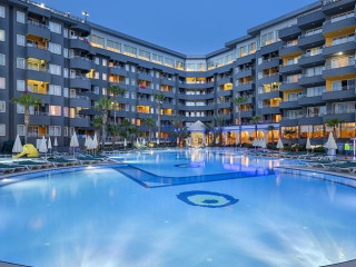 SENZA GRAND SANTANA HOTEL