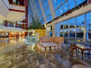 SENZA THE INN RESORT