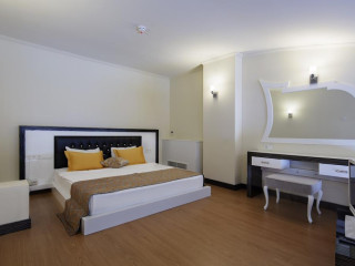 SENZA THE INN RESORT&SPA