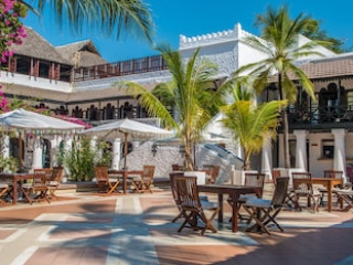 SERENA BEACH HOTEL & SPA